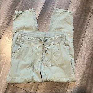 Lululemon Dance Joggers Size 4